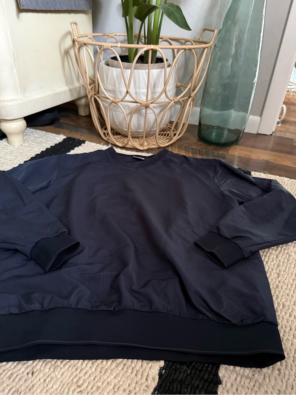 Nike Golf Wind Sweashirt Mens Large  V neck Long Sleeve Reversible Pullover